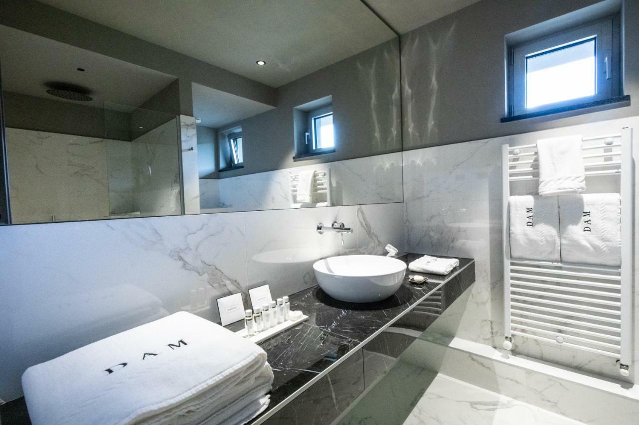 Dam Boutique & Restaurant 4*
